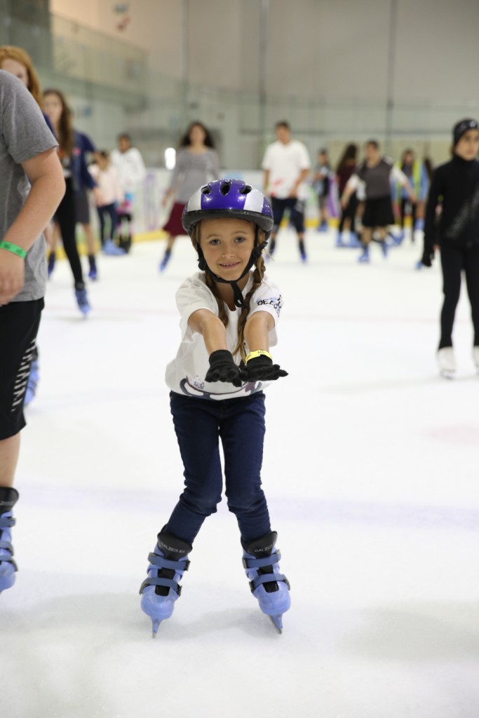 בוחרים Ice Peaks בהיכל הקרח של ישראל, בחולון